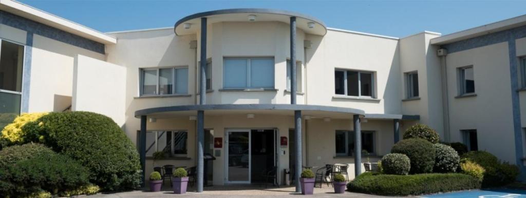Armony Hotel Bourg-Achard Exterior foto