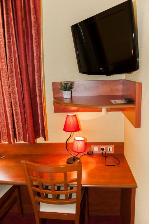 Armony Hotel Bourg-Achard Habitación foto