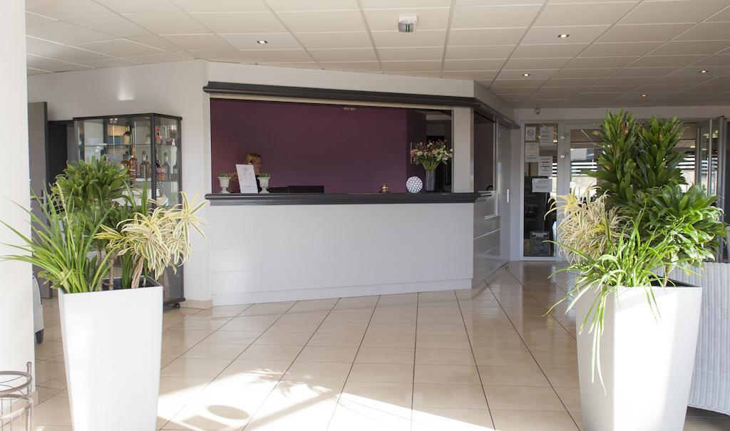 Armony Hotel Bourg-Achard Exterior foto